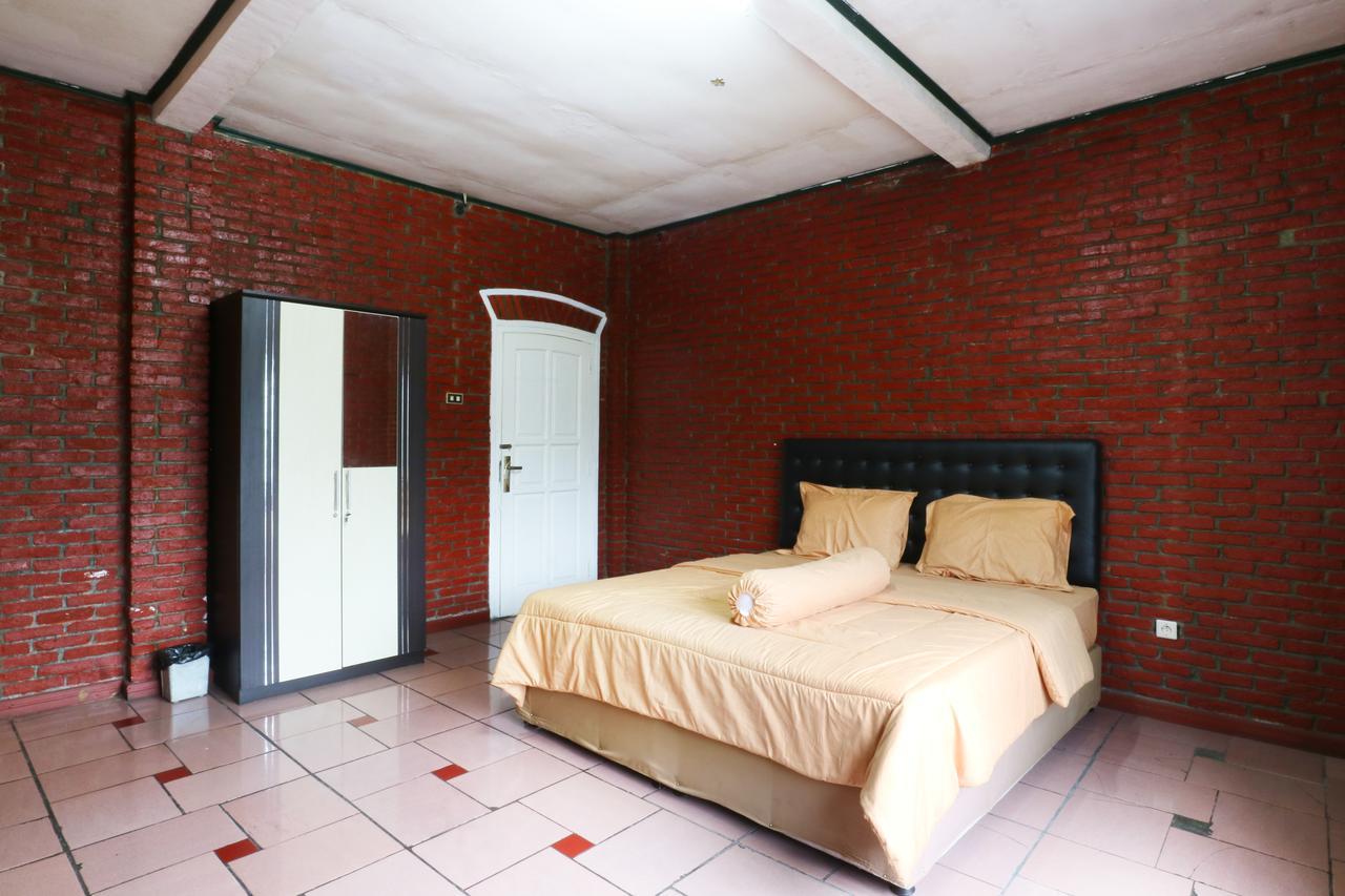 Villa Madani Paragajen Экстерьер фото