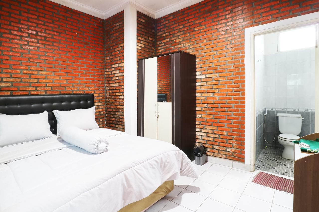 Villa Madani Paragajen Экстерьер фото
