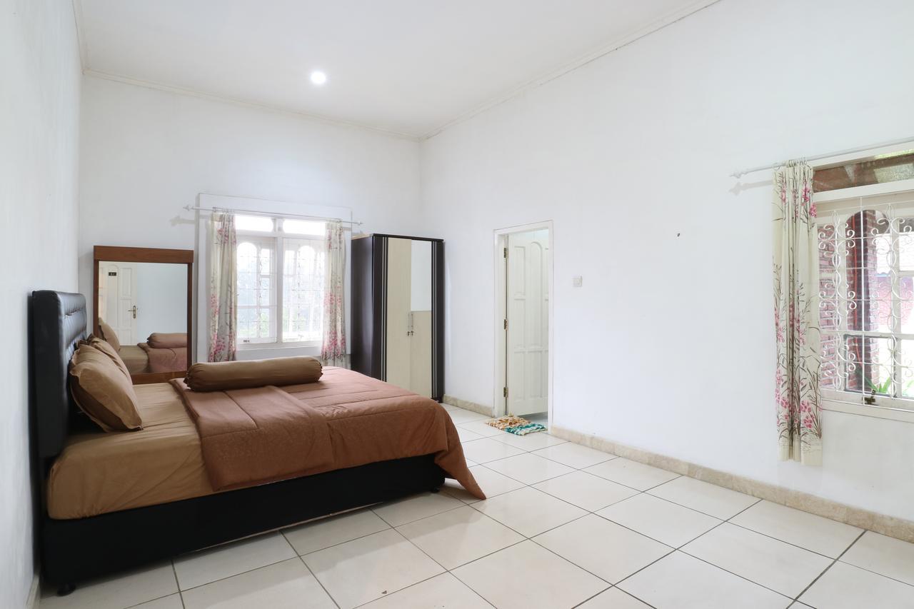 Villa Madani Paragajen Экстерьер фото