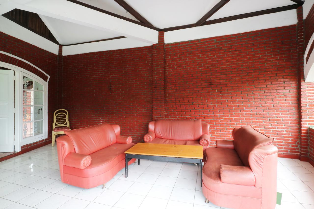Villa Madani Paragajen Экстерьер фото