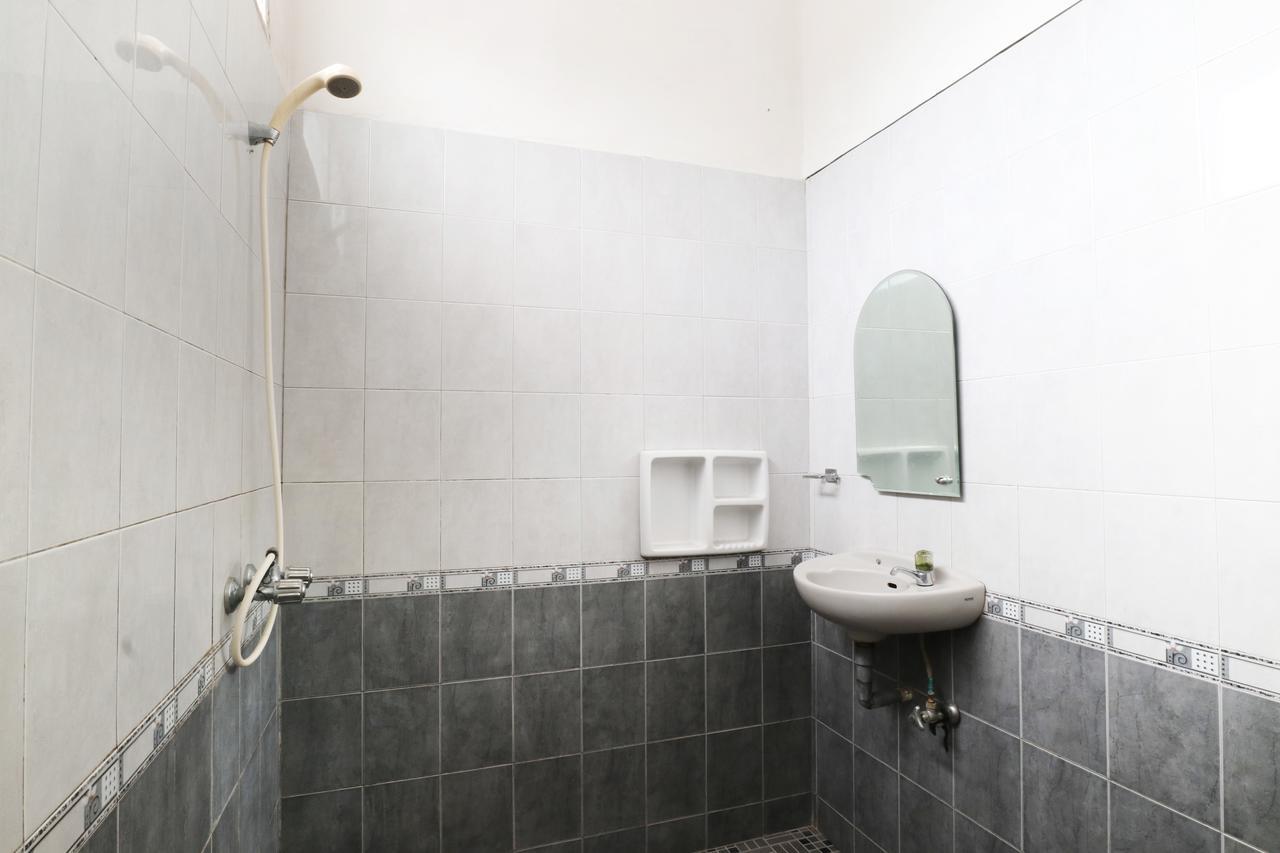Villa Madani Paragajen Экстерьер фото